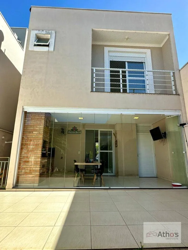 Sobrado, 3 quartos, 112 m² - Foto 1