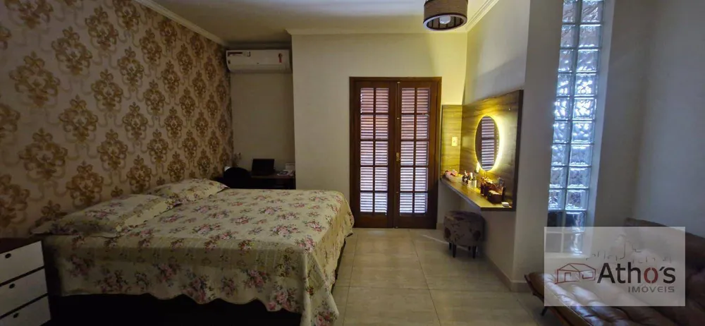 Casa, 5 quartos, 273 m² - Foto 8