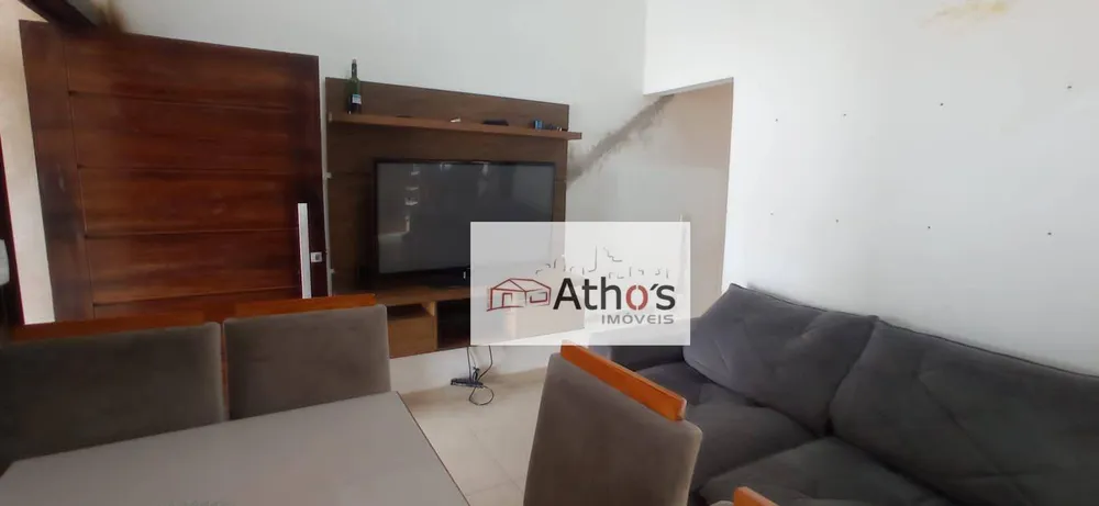 Casa, 3 quartos, 75 m² - Foto 1