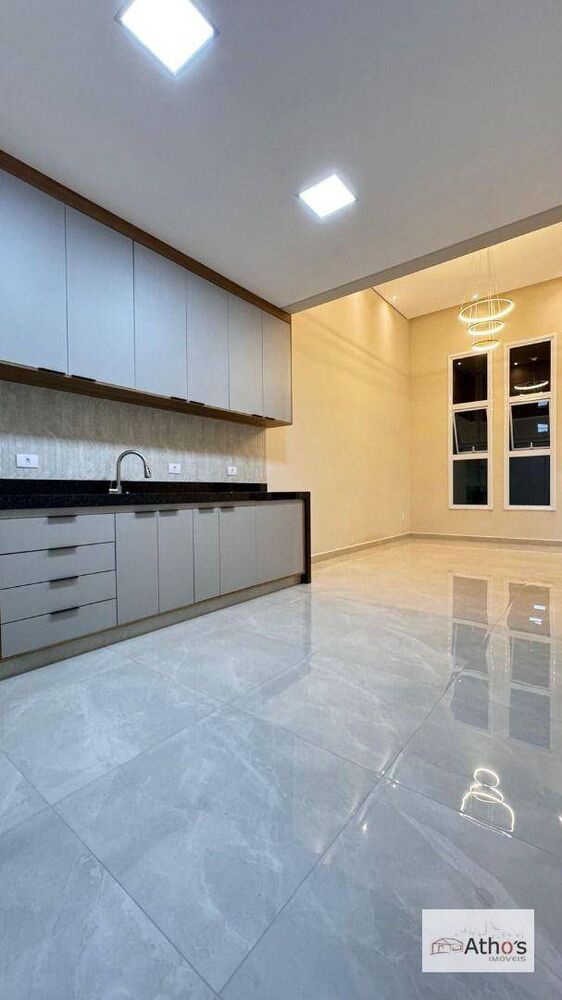 Casa, 3 quartos, 105 m² - Foto 1