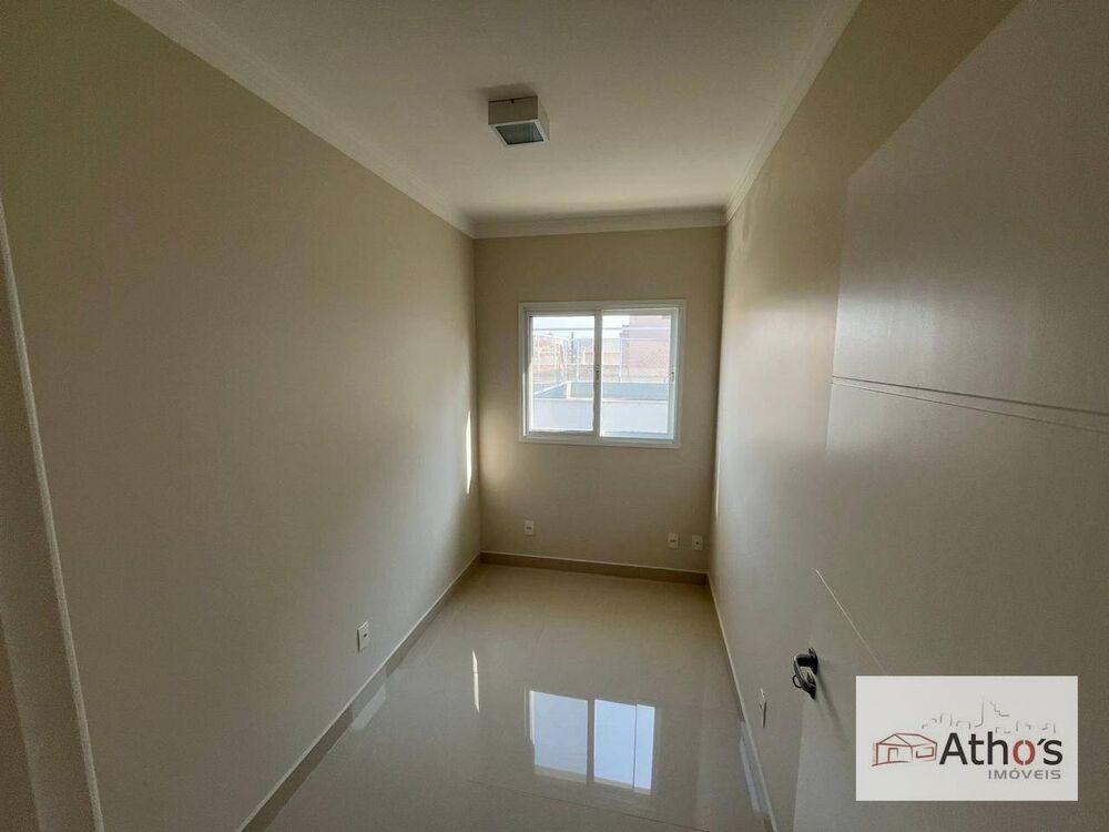 Sobrado à venda e aluguel com 4 quartos, 392m² - Foto 2