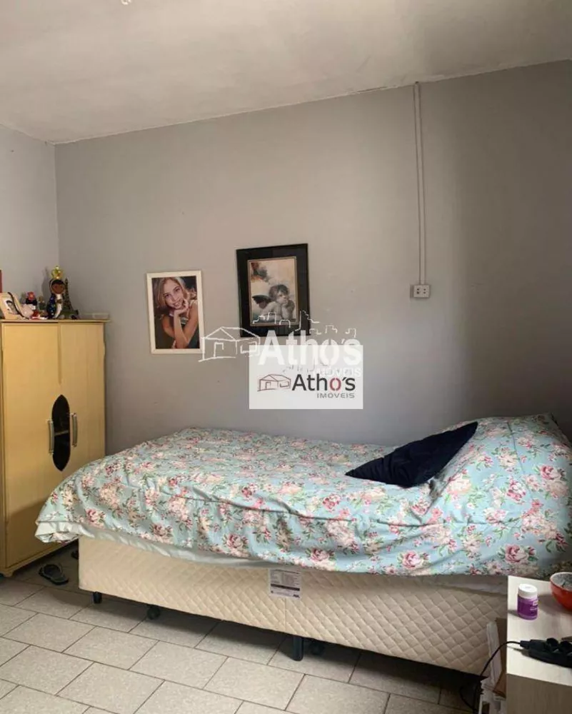 Casa, 3 quartos, 219 m² - Foto 2