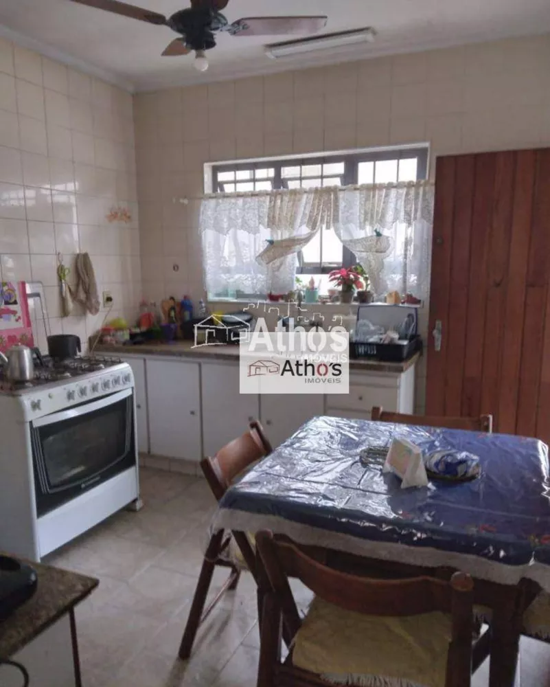 Casa, 3 quartos, 219 m² - Foto 9