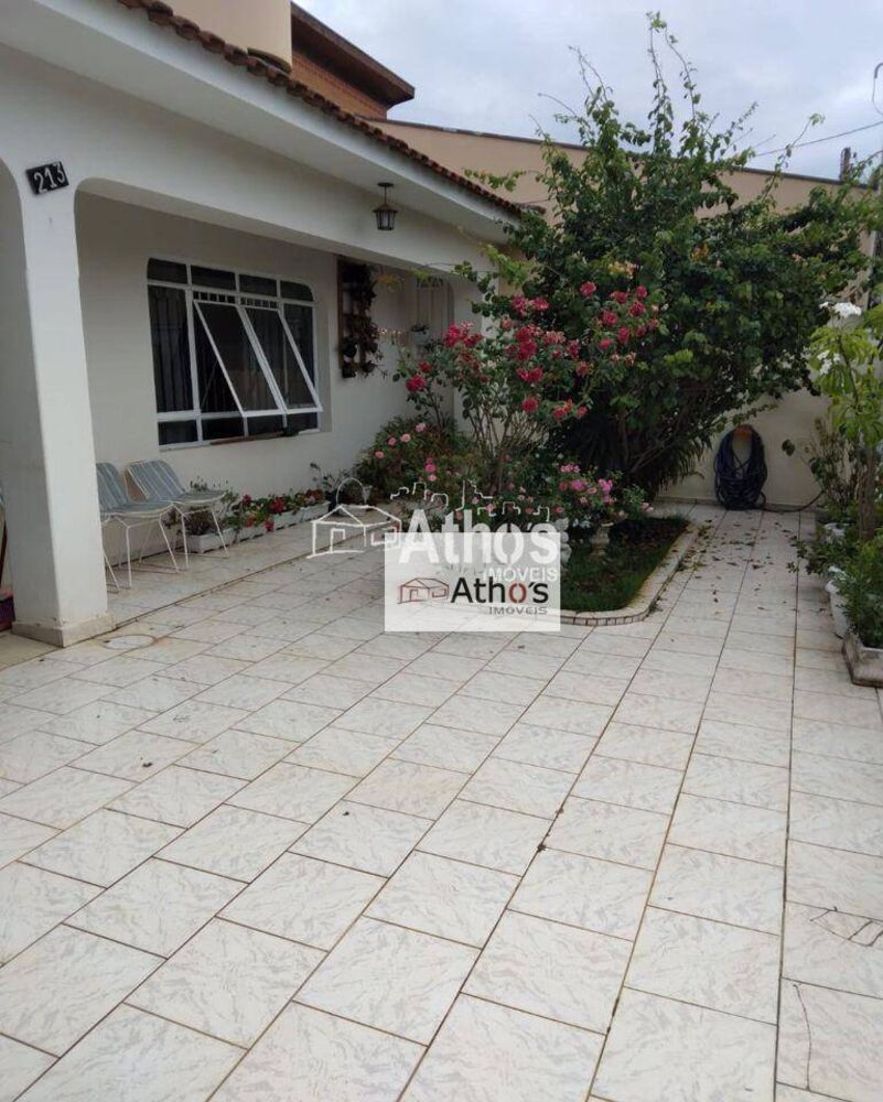 Casa, 3 quartos, 219 m² - Foto 28
