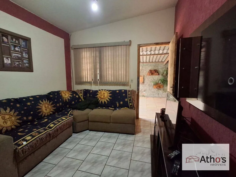 Casa, 3 quartos, 189 m² - Foto 1