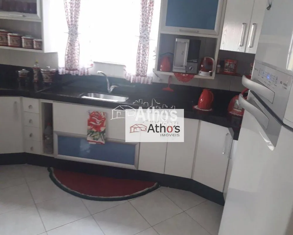 Casa, 3 quartos, 215 m² - Foto 7
