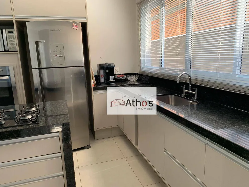 Sobrado, 3 quartos, 194 m² - Foto 4