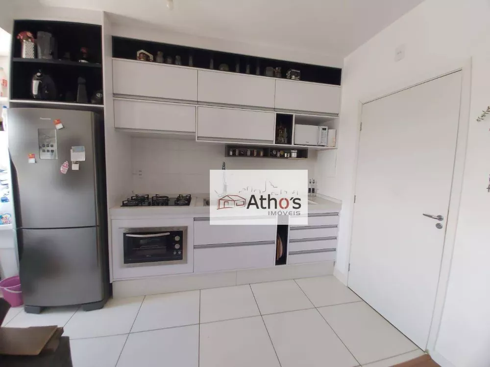 Apartamento à venda com 2 quartos, 51m² - Foto 2