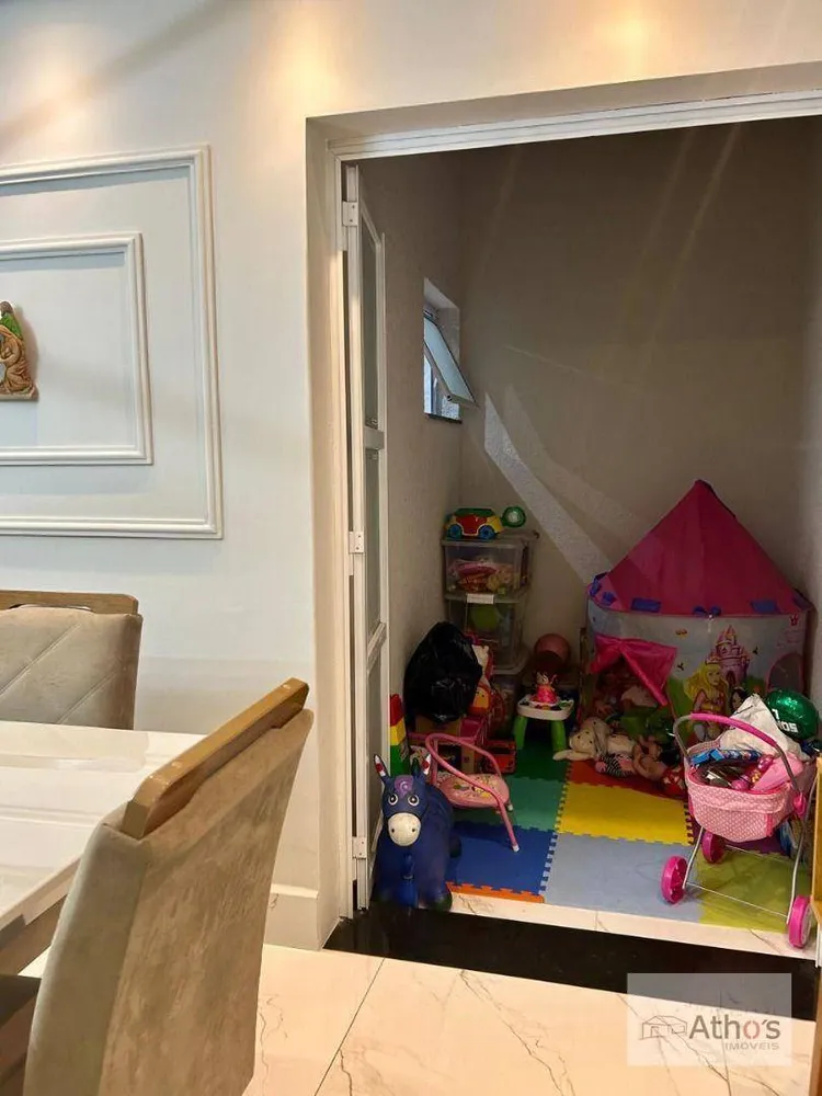 Casa, 3 quartos, 230 m² - Foto 11