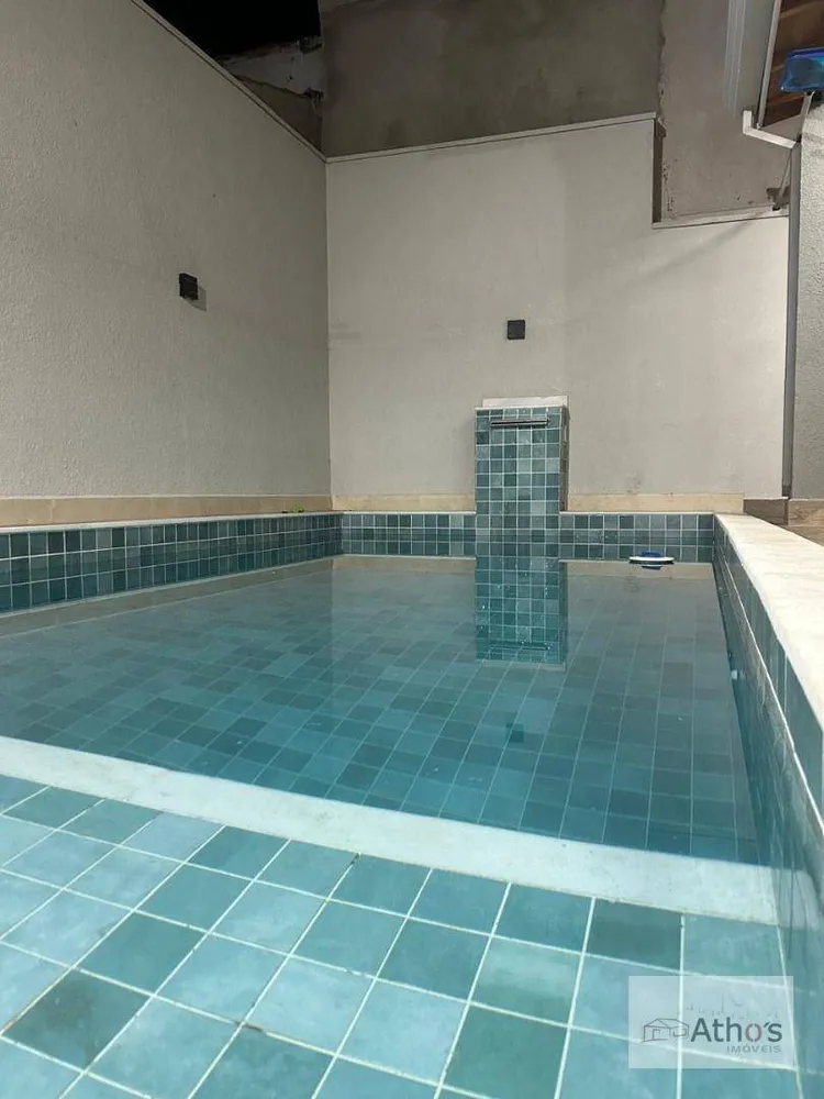Casa, 3 quartos, 230 m² - Foto 2