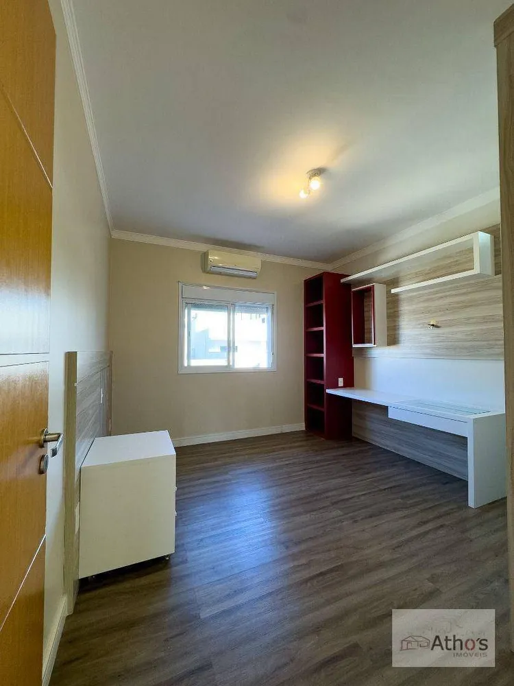 Sobrado, 4 quartos, 295 m² - Foto 1