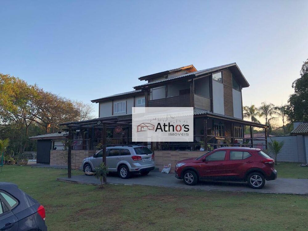 Chácara à venda com 6 quartos, 480m² - Foto 2
