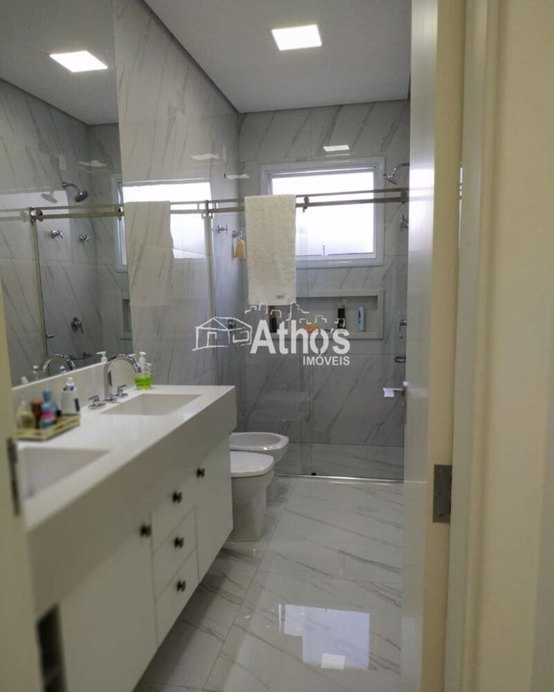 Casa de Condomínio à venda com 4 quartos, 223m² - Foto 13