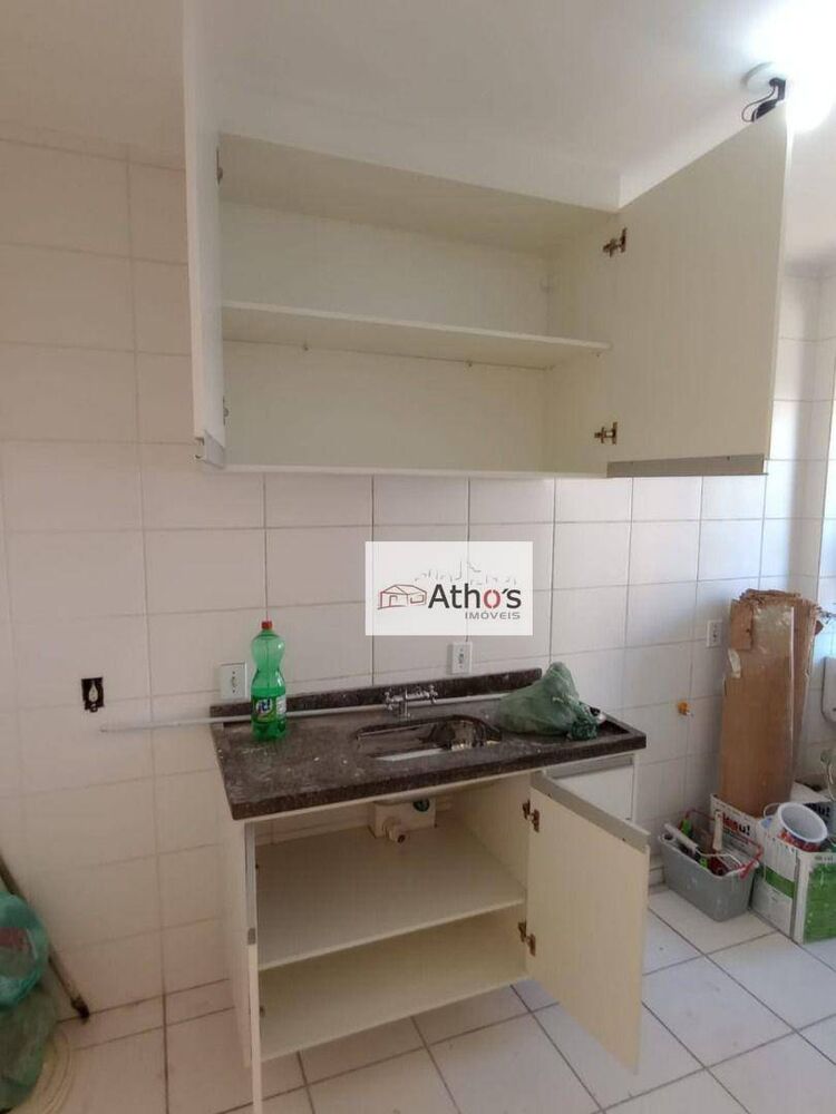 Apartamento à venda com 2 quartos, 60m² - Foto 2