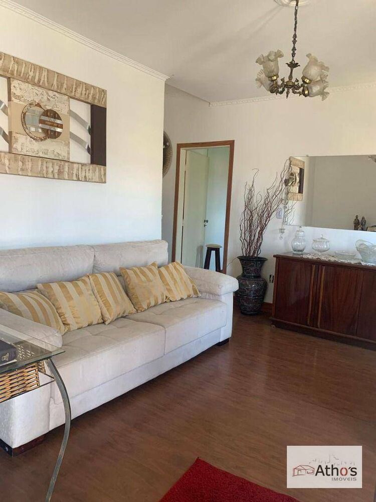 Casa, 3 quartos, 191 m² - Foto 2