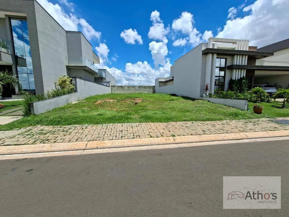 Loteamento e Condomínio, 337 m² - Foto 1