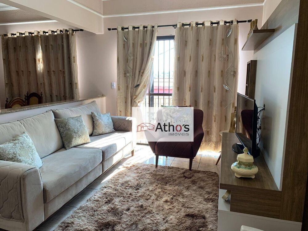 Casa à venda com 2 quartos, 118m² - Foto 1