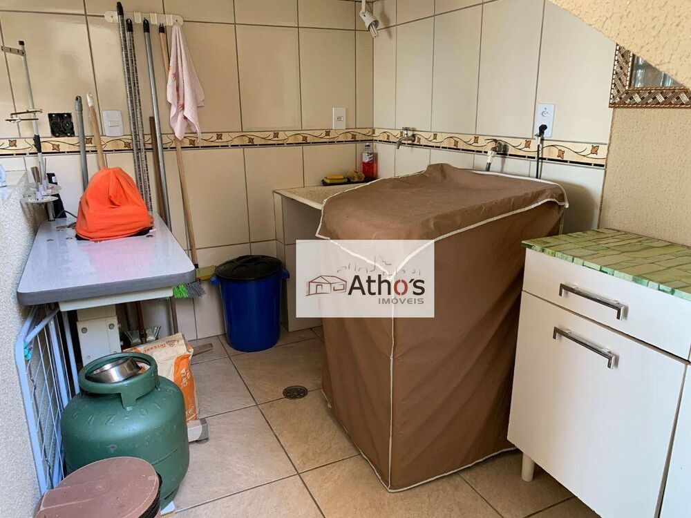 Casa à venda com 2 quartos, 118m² - Foto 3