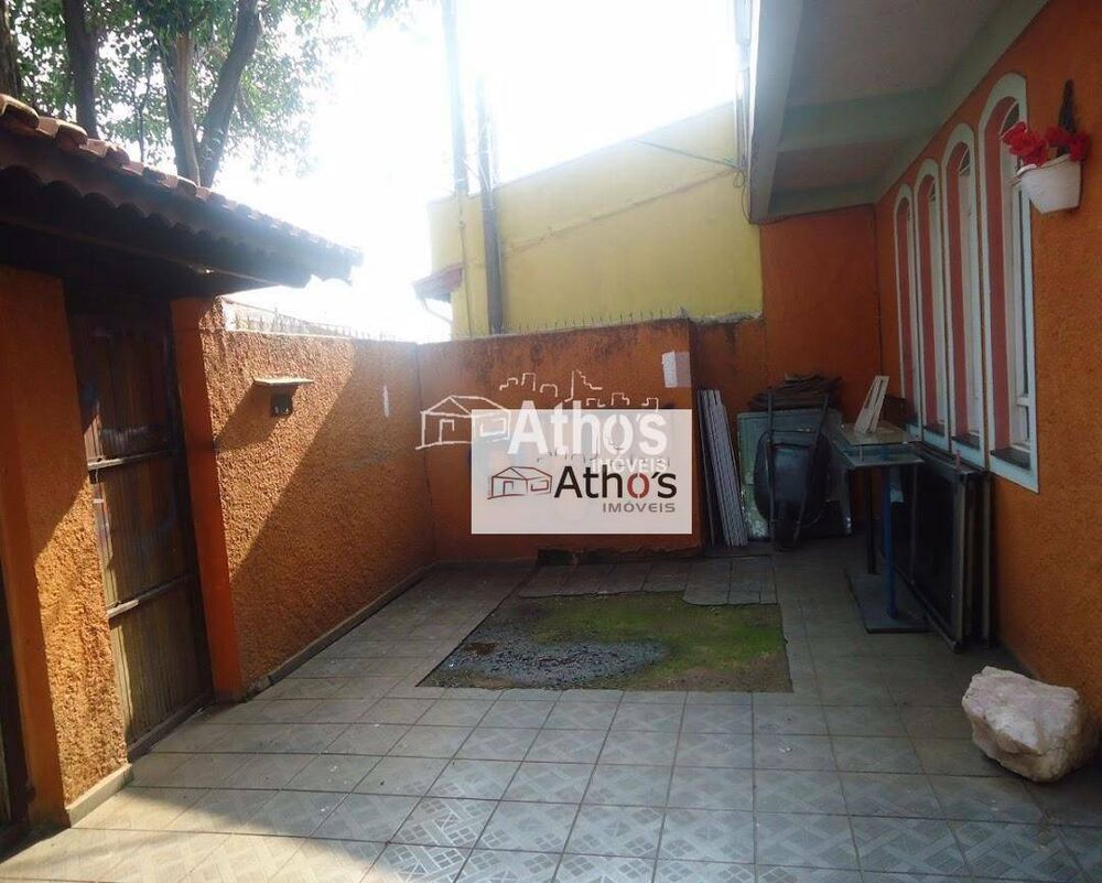 Sobrado, 3 quartos, 250 m² - Foto 1