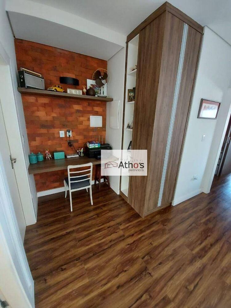 Casa de Condomínio à venda com 3 quartos, 250m² - Foto 6