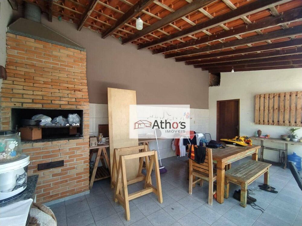 Casa à venda com 3 quartos, 197m² - Foto 6