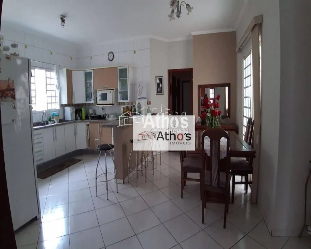Casa, 3 quartos, 188 m² - Foto 13