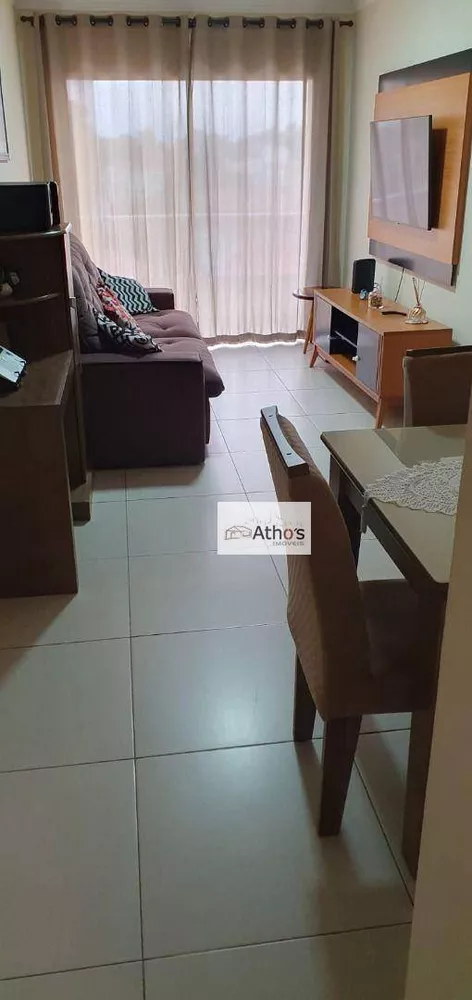 Apartamento à venda com 2 quartos, 64m² - Foto 5