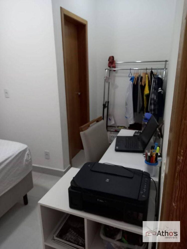 Casa à venda com 3 quartos, 135m² - Foto 2