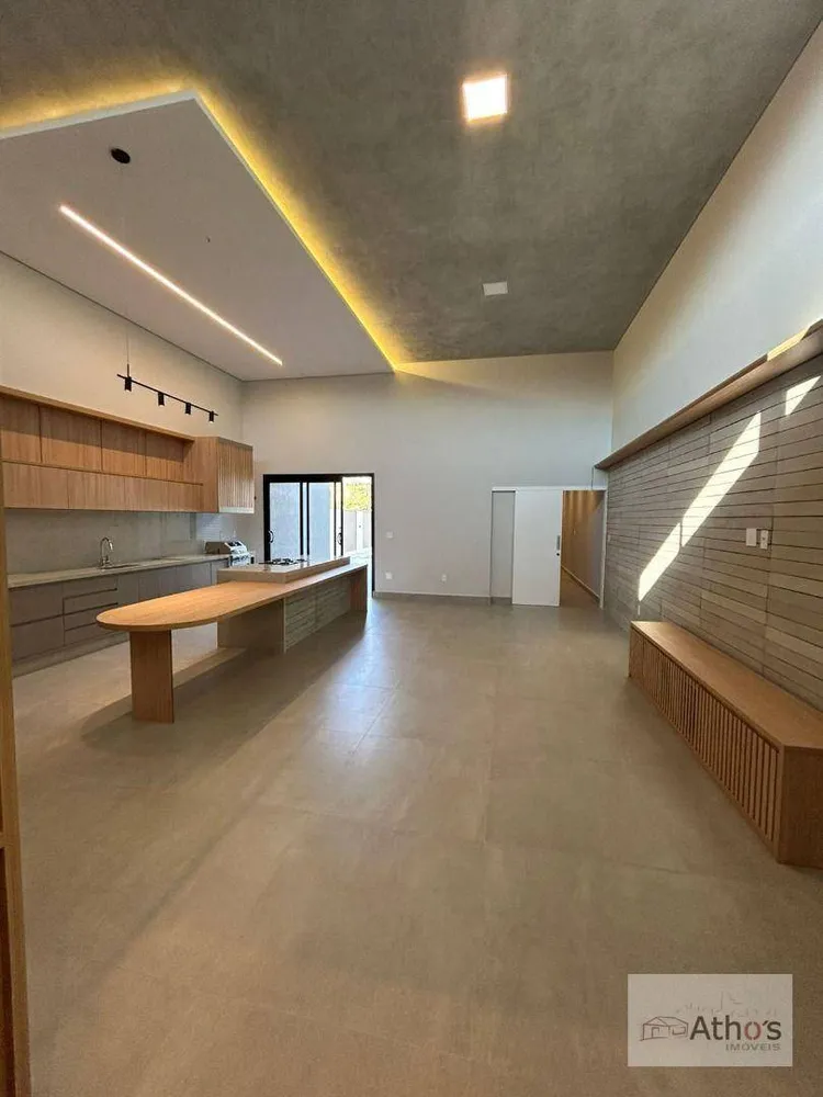 Casa, 3 quartos, 250 m² - Foto 2