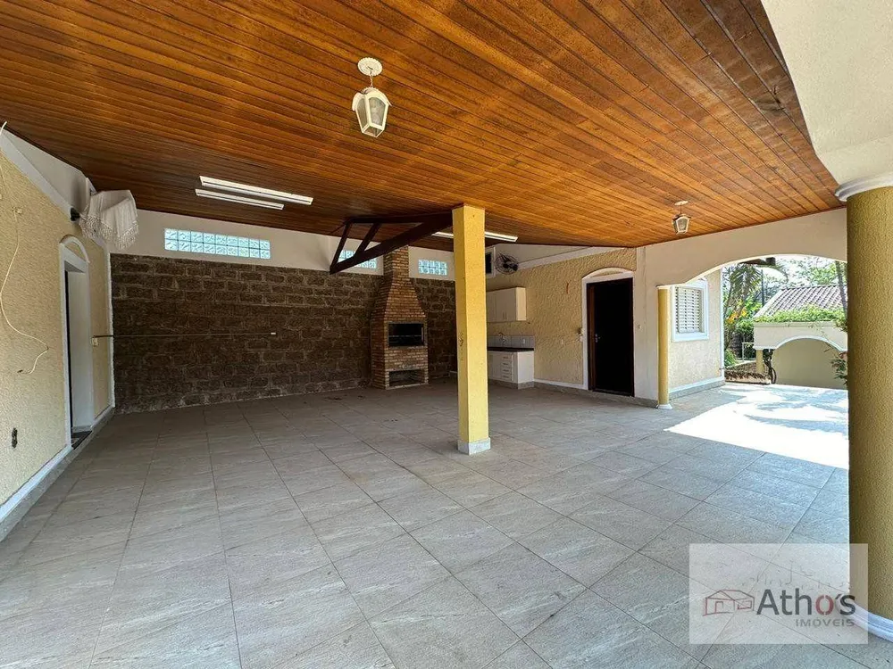 Chácara, 3 quartos, 1022 m² - Foto 2