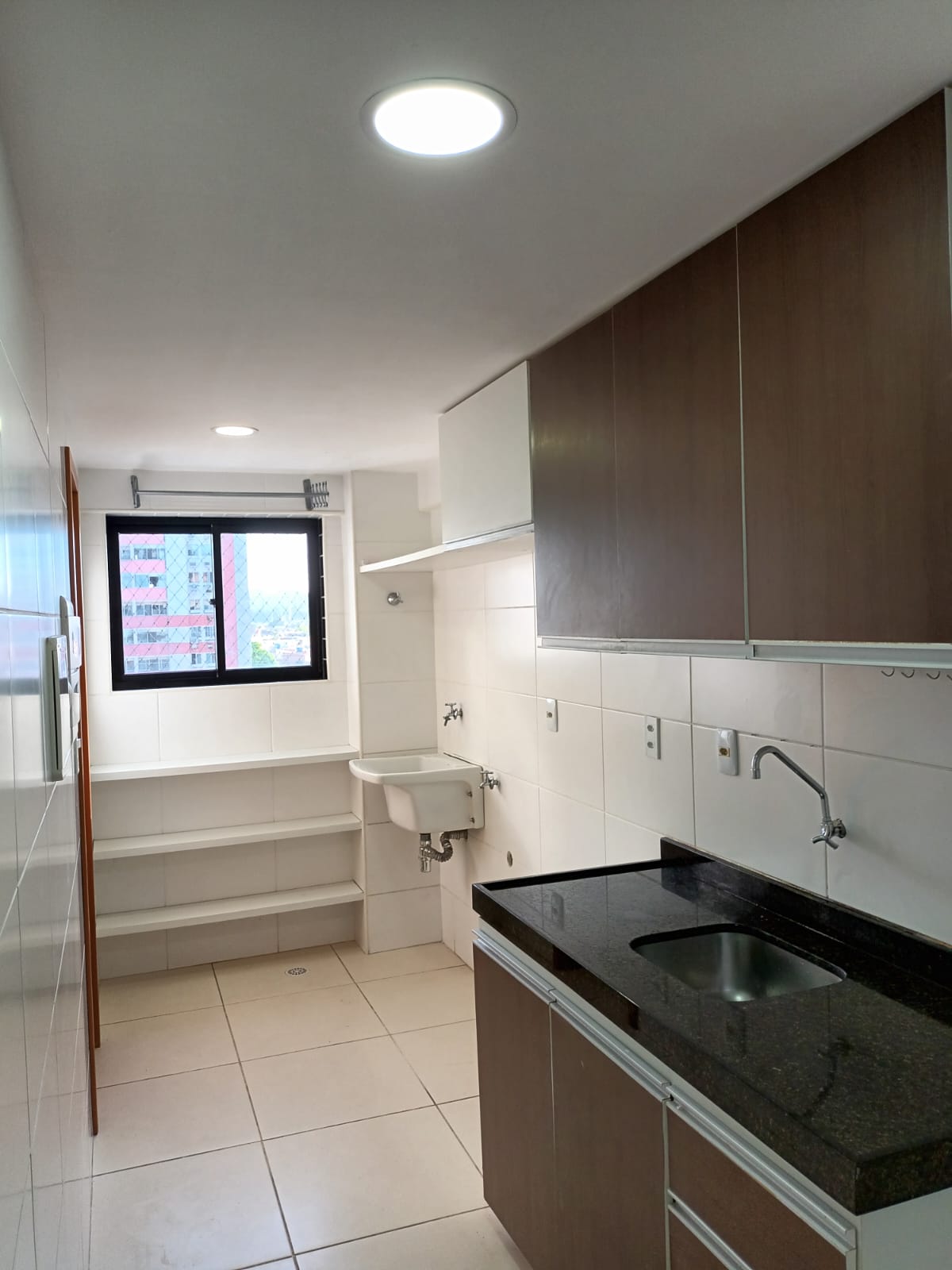 Apartamento à venda com 3 quartos, 72m² - Foto 3