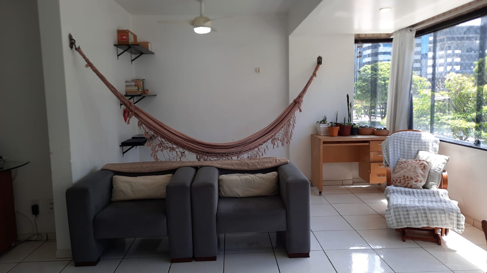 Apartamento à venda com 3 quartos, 131m² - Foto 9