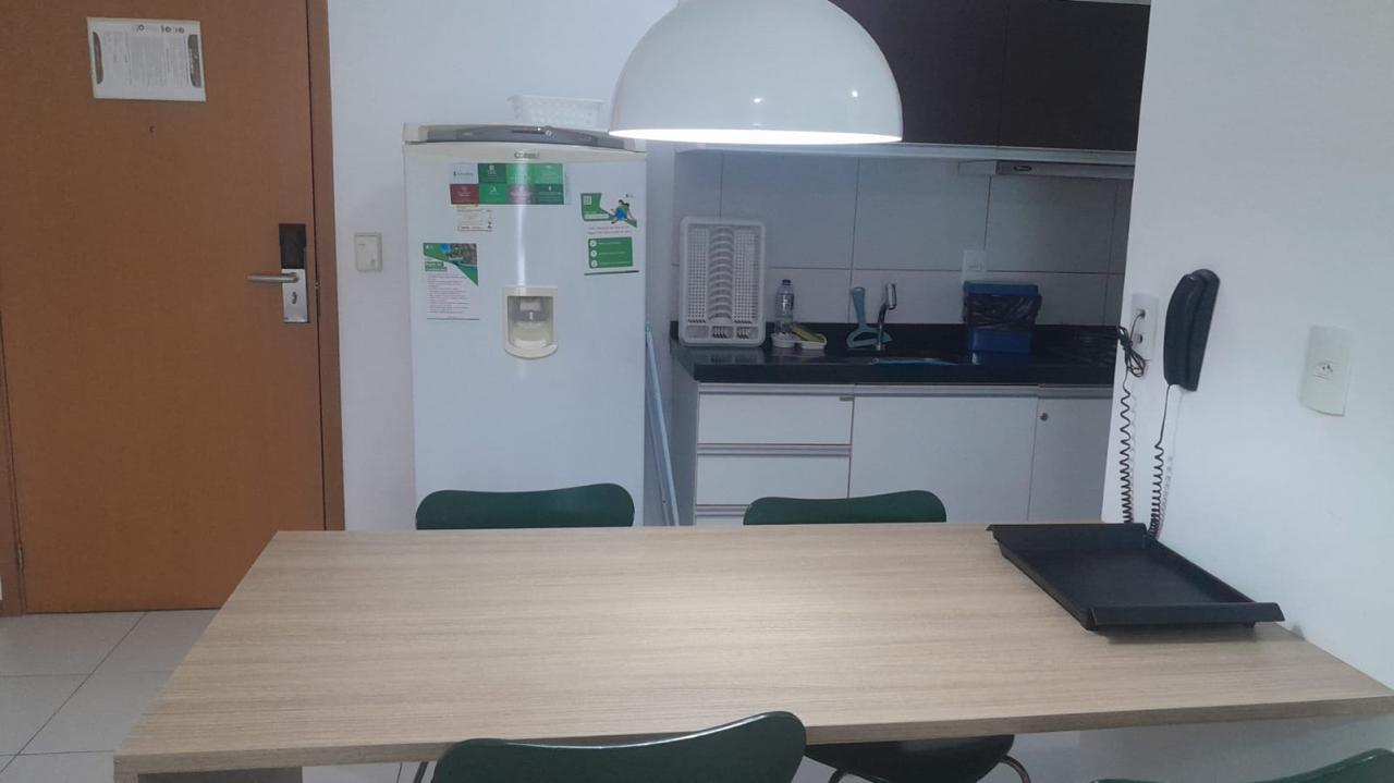 Apartamento à venda com 2 quartos, 60m² - Foto 2