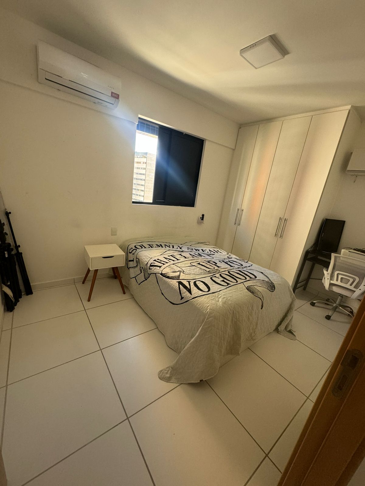 Apartamento à venda com 1 quarto, 41m² - Foto 8