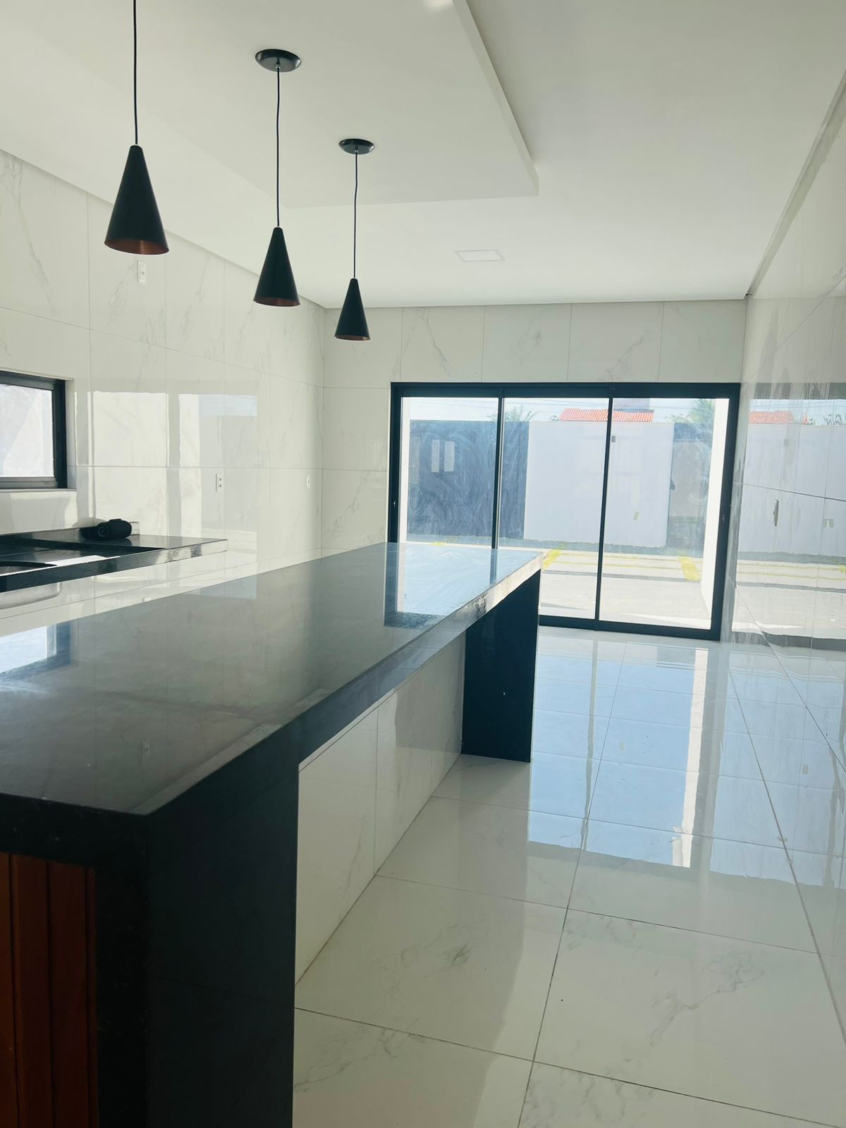 Casa à venda com 3 quartos, 240m² - Foto 3