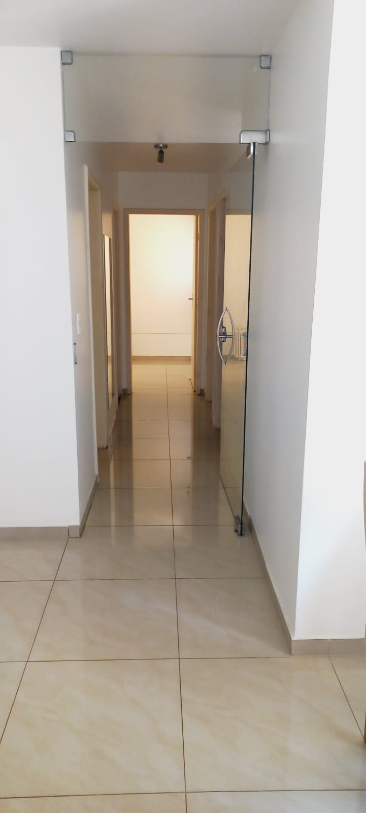 Apartamento à venda com 3 quartos, 75m² - Foto 7