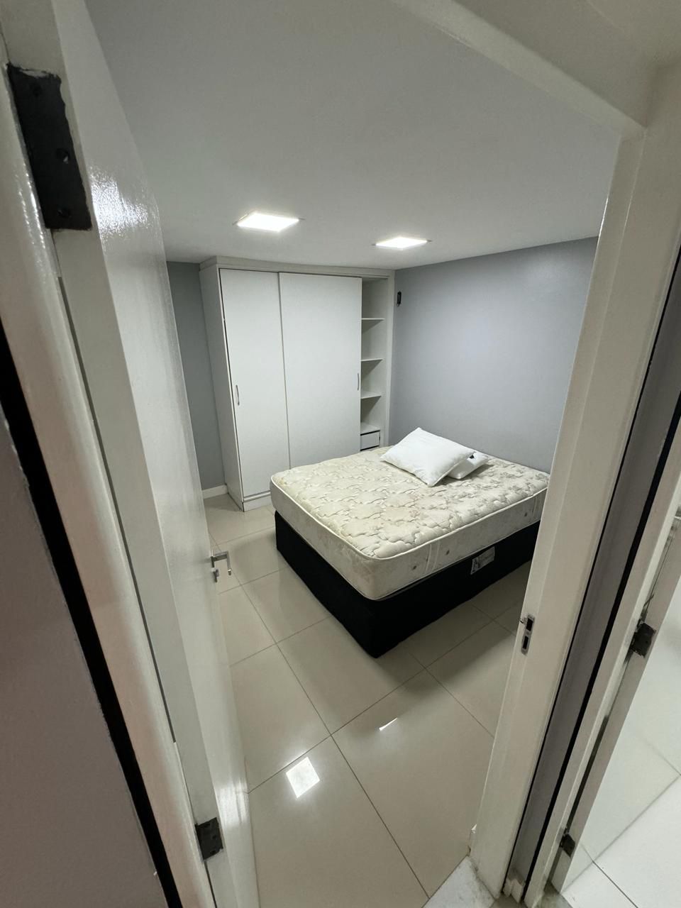 Apartamento à venda com 1 quarto, 48m² - Foto 7