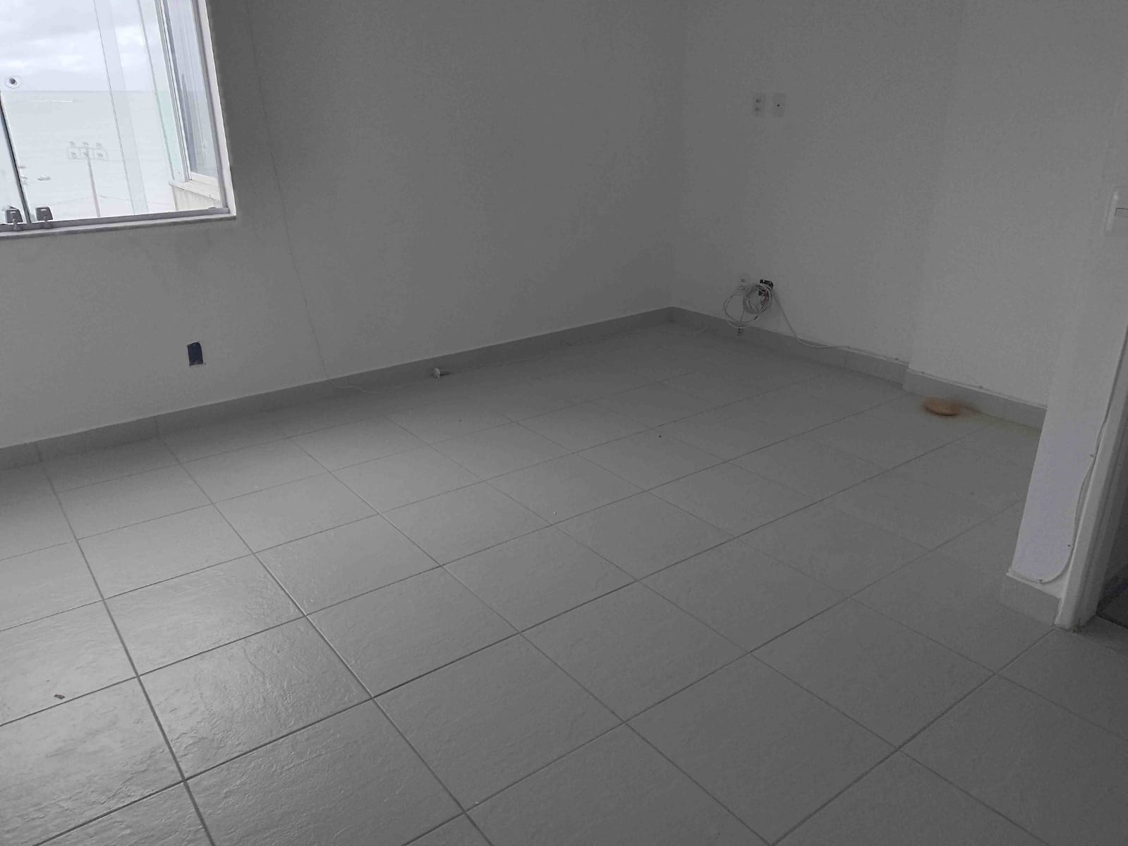 Apartamento à venda com 2 quartos, 70m² - Foto 2