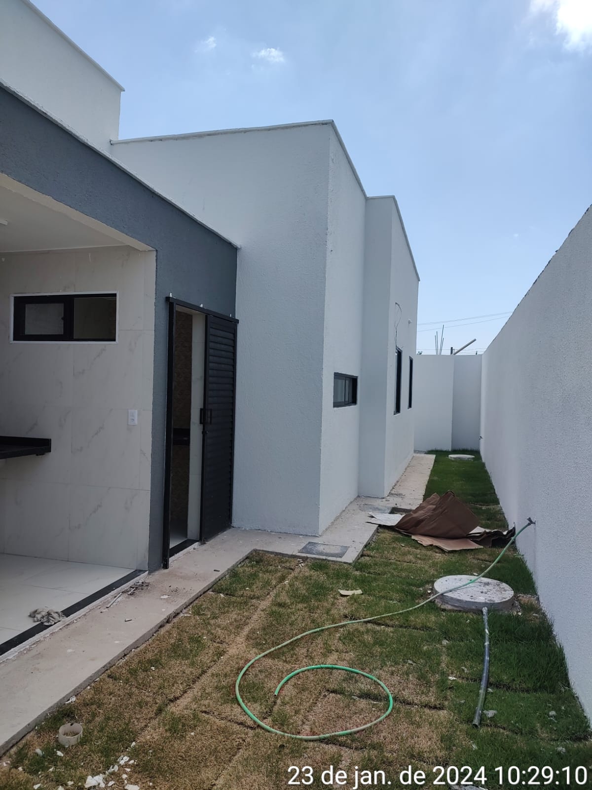 Casa de Condomínio à venda com 3 quartos, 115m² - Foto 4