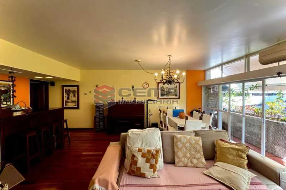 Apartamento, 3 quartos, 136 m² - Foto 2
