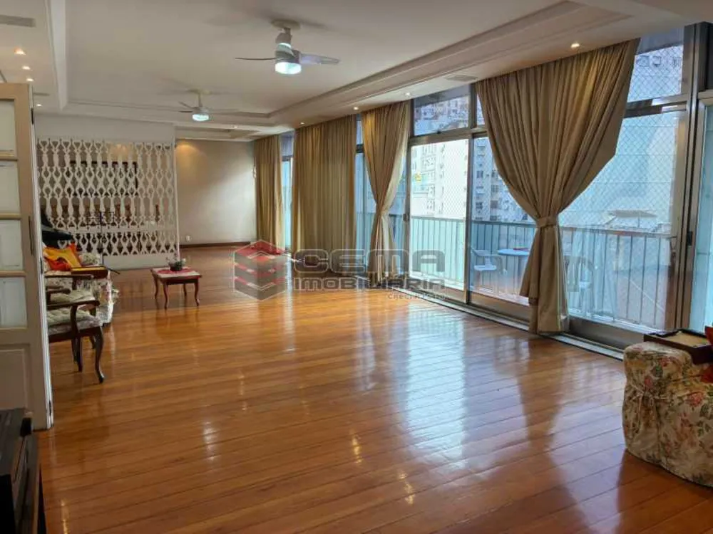 Apartamento, 3 quartos, 300 m² - Foto 1
