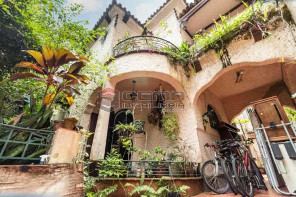 Casa, 5 quartos, 236 m² - Foto 2