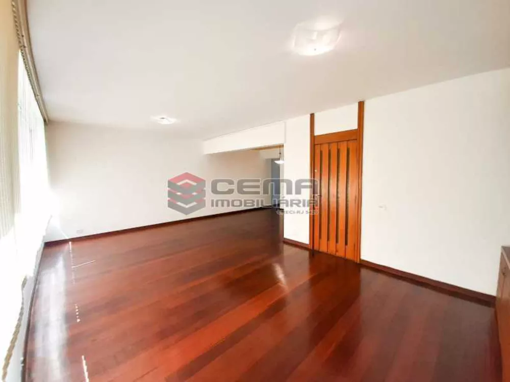 Apartamento, 3 quartos, 134 m² - Foto 2