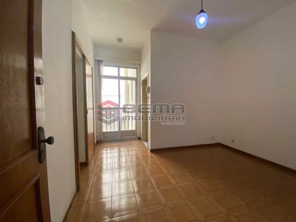 Apartamento, 1 quarto, 29 m² - Foto 2