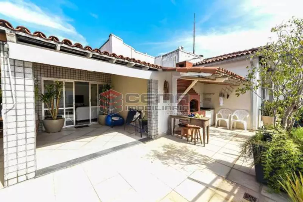 Cobertura, 3 quartos, 200 m² - Foto 1