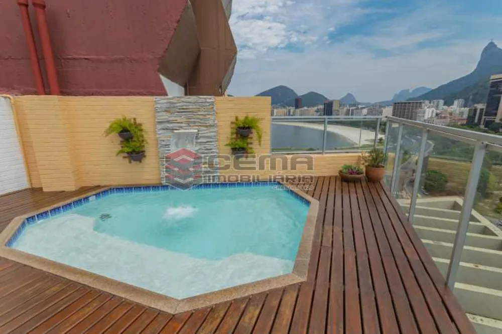 Cobertura, 3 quartos, 331 m² - Foto 1