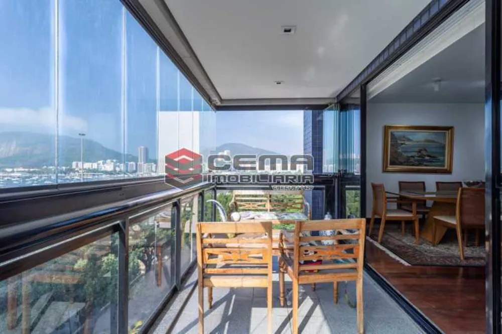Apartamento, 3 quartos, 160 m² - Foto 1