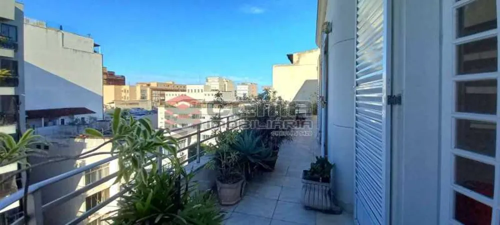 Cobertura, 3 quartos, 210 m² - Foto 3