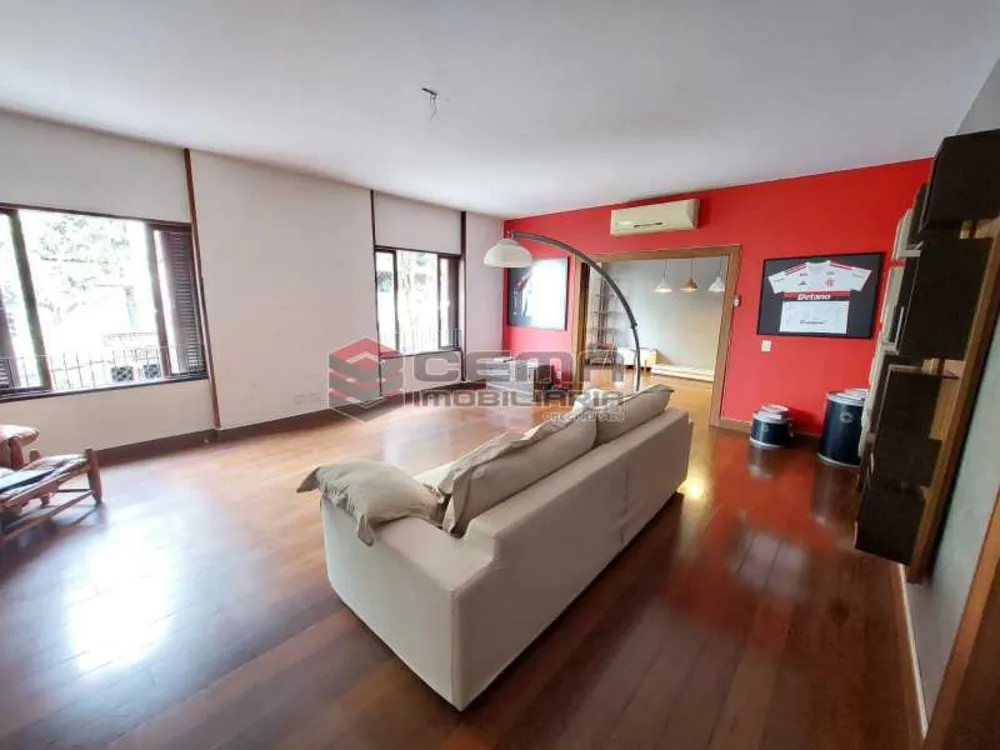 Apartamento, 3 quartos, 220 m² - Foto 1