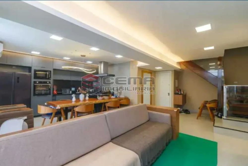 Cobertura, 4 quartos, 195 m² - Foto 2